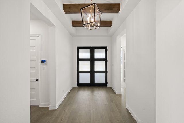 4728 Hawthorn Hills Lane, Arlington, TX 76005