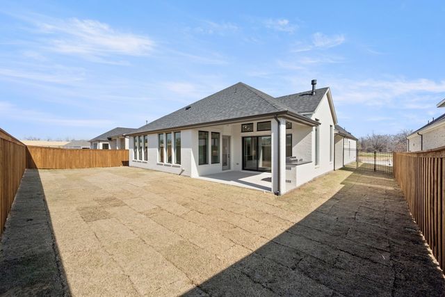 4728 Hawthorn Hills Lane, Arlington, TX 76005