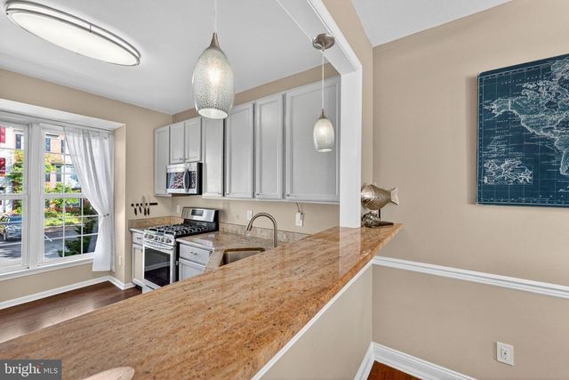 46747 ABINGTON TER, Sterling, VA 20165