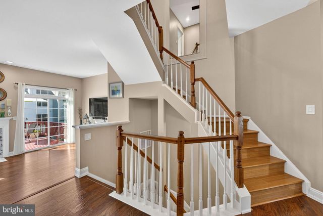 46747 ABINGTON TER, Sterling, VA 20165