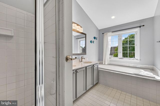 46747 ABINGTON TER, Sterling, VA 20165
