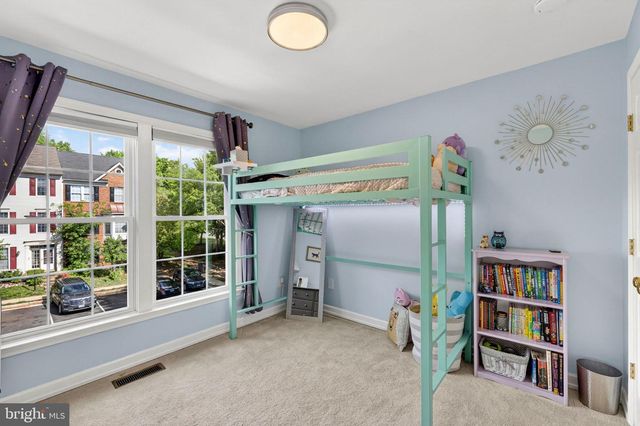 46747 ABINGTON TER, Sterling, VA 20165