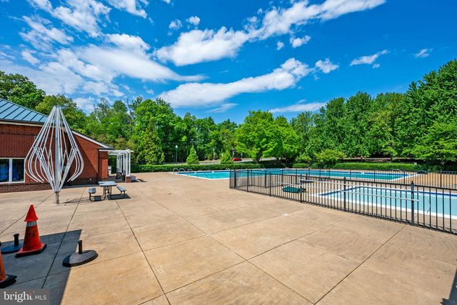 46747 ABINGTON TER, Sterling, VA 20165
