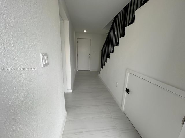 14569 SW 262nd St 1, Homestead, FL 33032