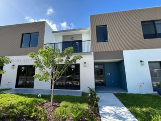 14569 SW 262nd St 1, Homestead, FL 33032