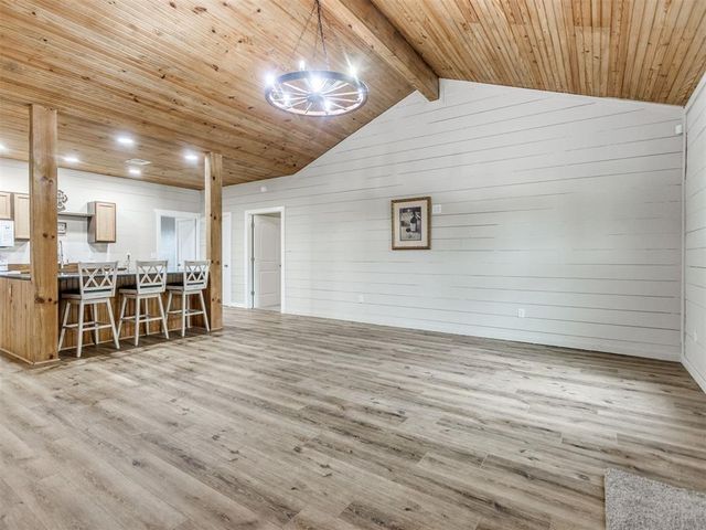 202 S Pottawatomie Road, Harrah, OK 73045