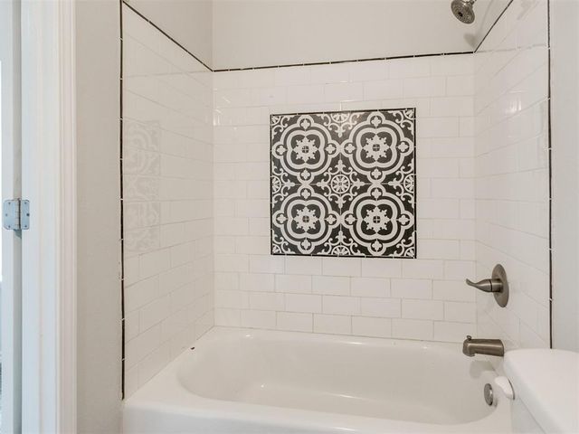 202 S Pottawatomie Road, Harrah, OK 73045