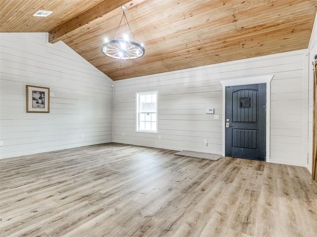 202 S Pottawatomie Road, Harrah, OK 73045