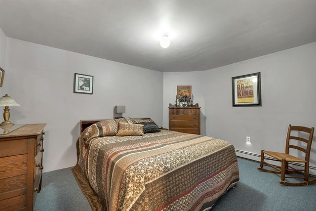 10 Oak Leaf Avenue, Tuftonboro, NH 03816