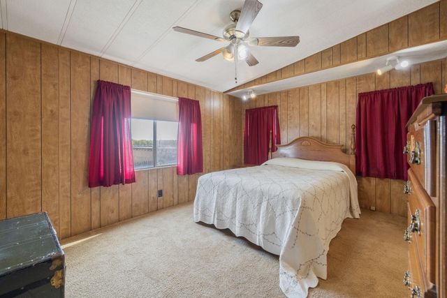 1401 E Paige Avenue 34, Tulare, CA 93274