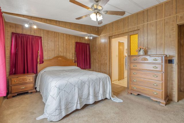 1401 E Paige Avenue 34, Tulare, CA 93274