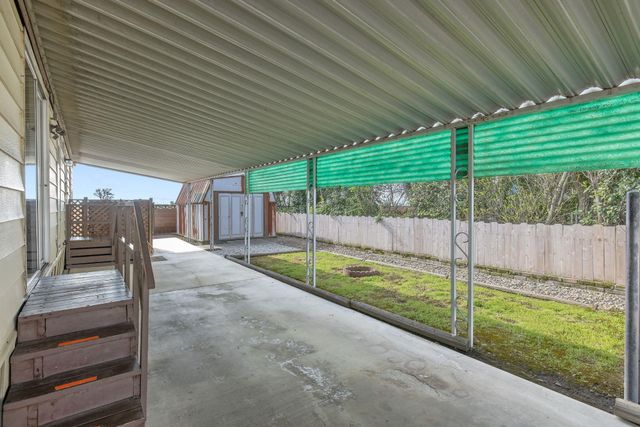 1401 E Paige Avenue 34, Tulare, CA 93274