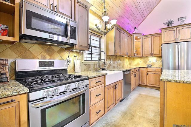3836 Lillian Ln, Ethel, LA 70730