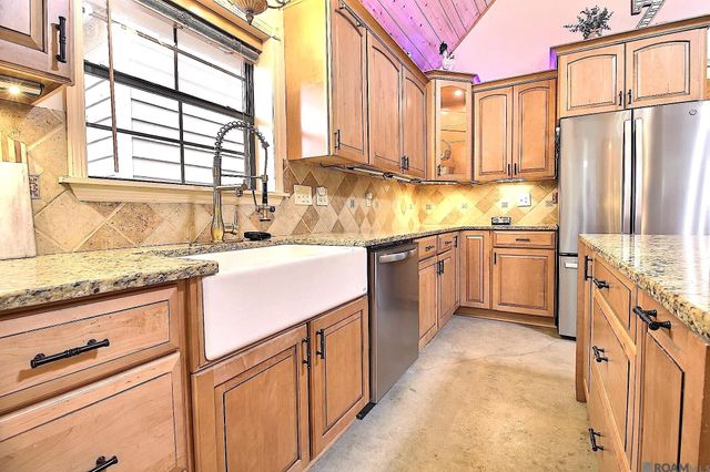 3836 Lillian Ln, Ethel, LA 70730