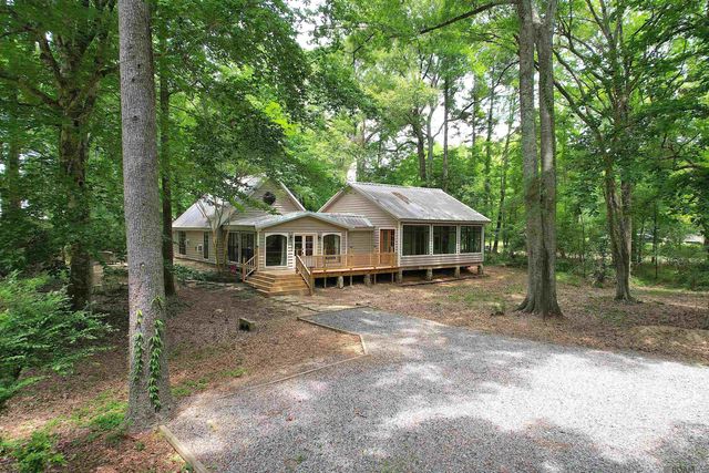 3836 Lillian Ln, Ethel, LA 70730