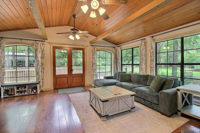 3836 Lillian Ln, Ethel, LA 70730