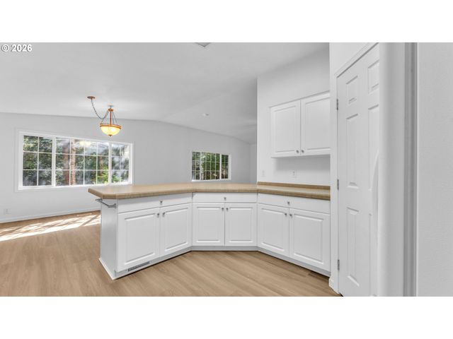 52011 STURTEVANT Ln, Bandon, OR 97411