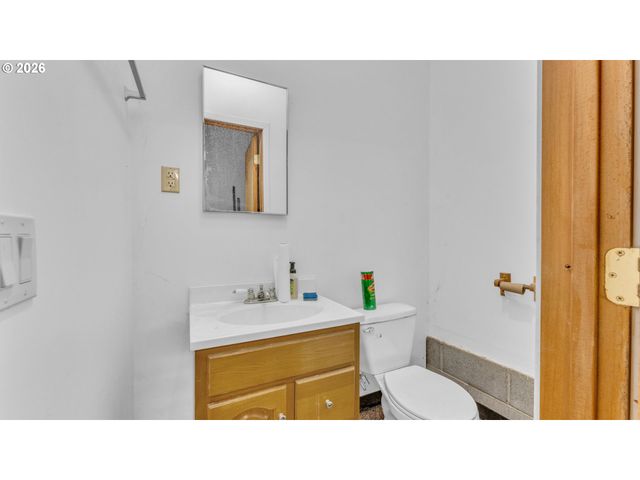 52011 STURTEVANT Ln, Bandon, OR 97411