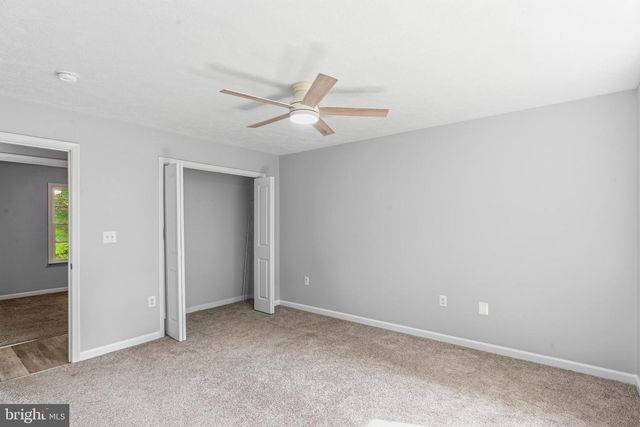 997 WILDERNESS RD, Linden, VA 22642