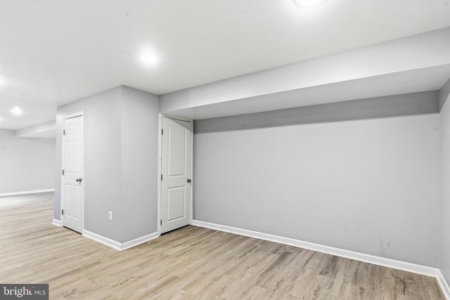 997 WILDERNESS RD, Linden, VA 22642