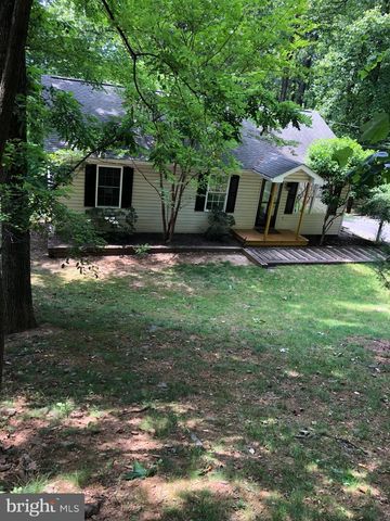 997 WILDERNESS RD, Linden, VA 22642