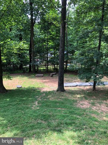 997 WILDERNESS RD, Linden, VA 22642