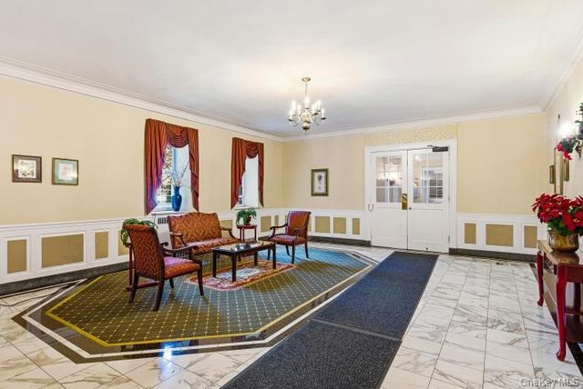 76-36 113 Street 2M, Forest Hills, NY 11375