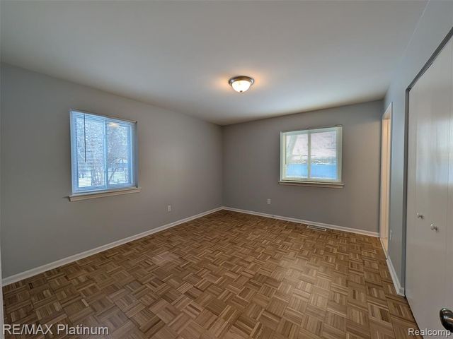 3495 Charing Cross Road, Ann Arbor, MI 48108