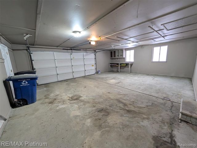 3495 Charing Cross Road, Ann Arbor, MI 48108