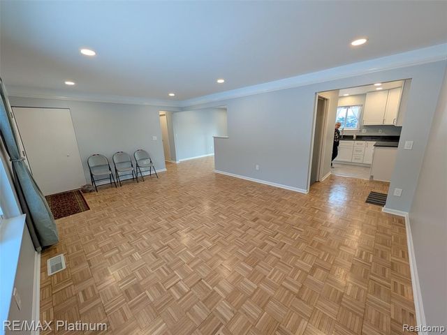 3495 Charing Cross Road, Ann Arbor, MI 48108