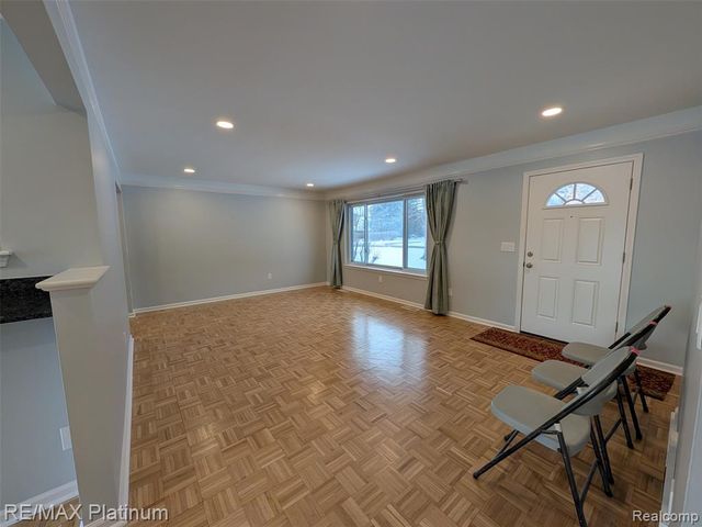 3495 Charing Cross Road, Ann Arbor, MI 48108