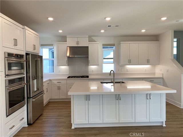303 Tank, Irvine, CA 92618
