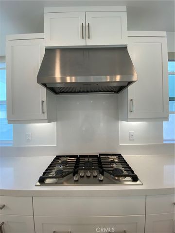 303 Tank, Irvine, CA 92618