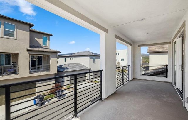 303 Tank, Irvine, CA 92618