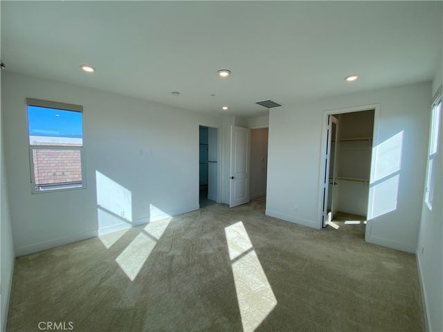 303 Tank, Irvine, CA 92618