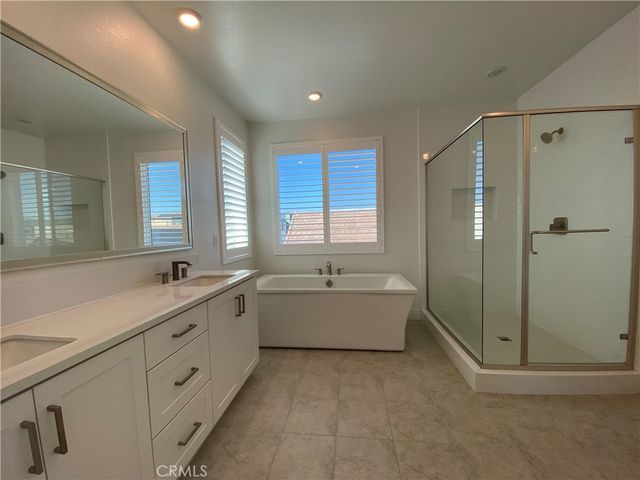 303 Tank, Irvine, CA 92618
