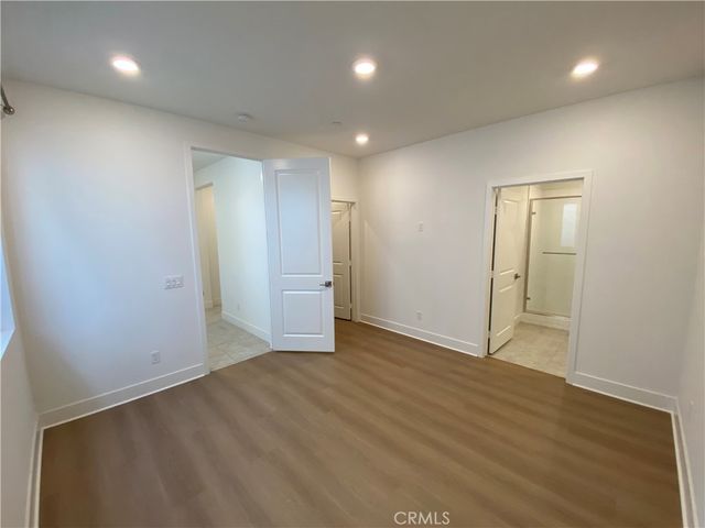 303 Tank, Irvine, CA 92618