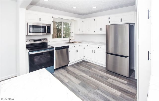2950 Morewood Road, Fairlawn, OH 44333