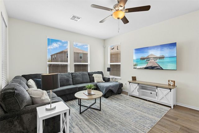 1124 Aronia LN, Georgetown, TX 78626