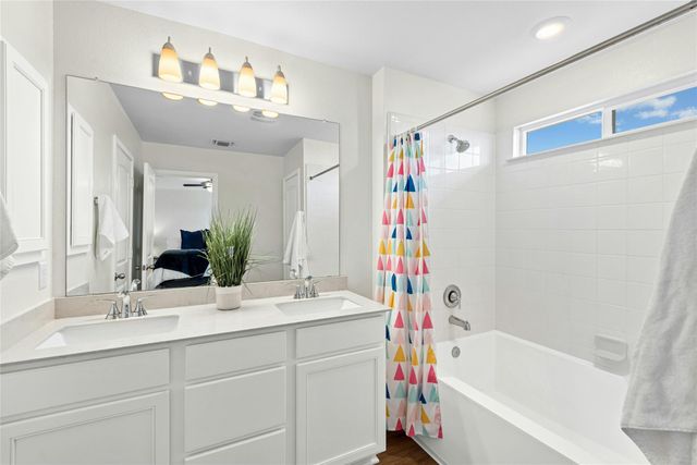 1124 Aronia LN, Georgetown, TX 78626