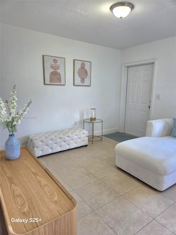 1321 NW 82nd St, Miami, FL 33147
