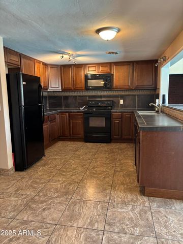 6142 E 20TH Street, Tucson, AZ 85711