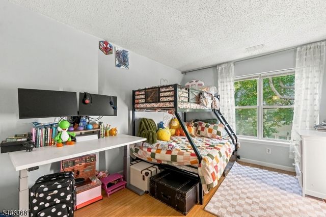 8311 Brittany Dr, Wayne Twp., NJ 07470