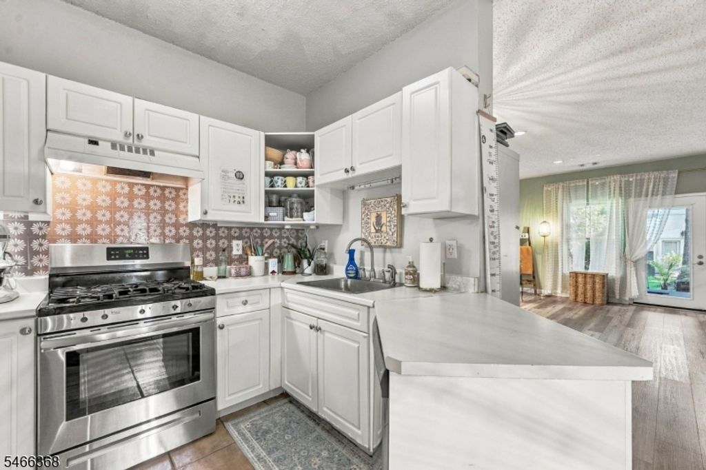 8311 Brittany Dr, Wayne Twp., NJ 07470 — photo 5
