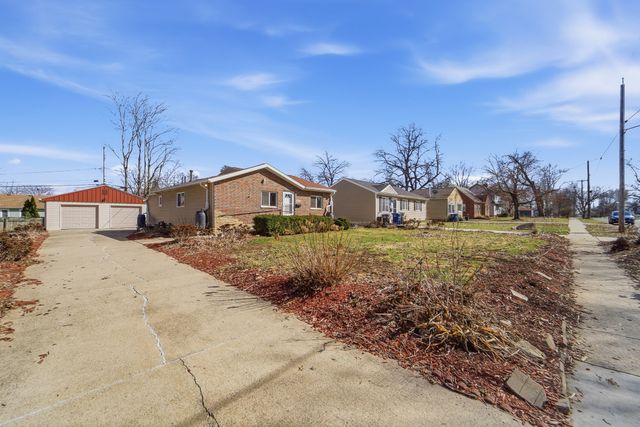 2415 38th Street, Des Moines, IA 50310