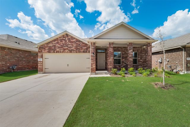 9704 New Bern Drive, Fort Worth, TX 76108