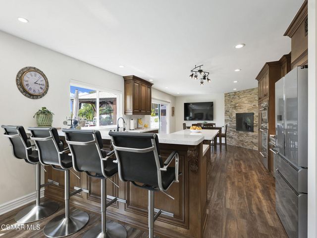 863 Falmouth Street, Thousand Oaks, CA 91362
