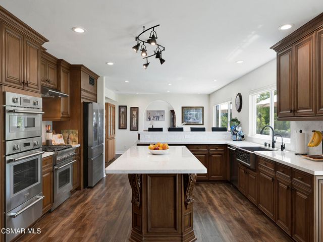 863 Falmouth Street, Thousand Oaks, CA 91362