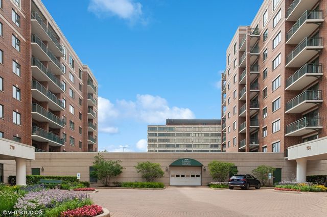 770 Pearson Street 209, Des Plaines, IL 60016