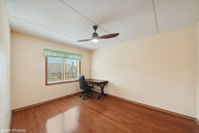 770 Pearson Street 209, Des Plaines, IL 60016